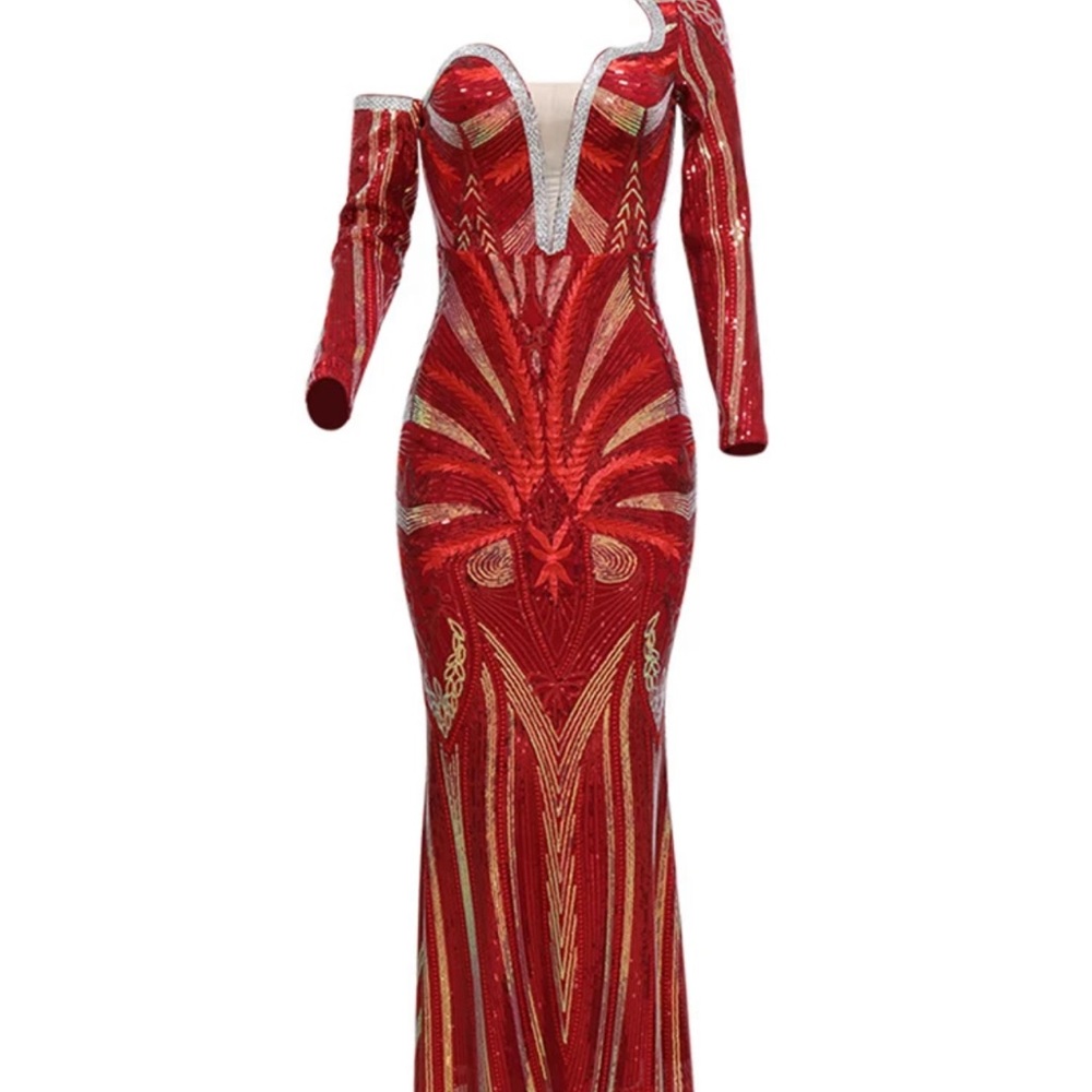 Luxury Long Sleeve Sequin Formal Gown - Picture 6 of 12